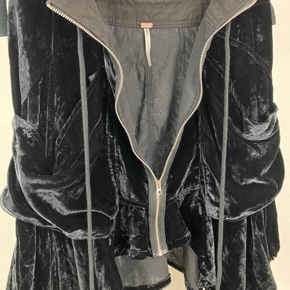 Free People Paxton Parachute Velvet Utility Skirt - Black - Size 6 - Picture 9 of 10